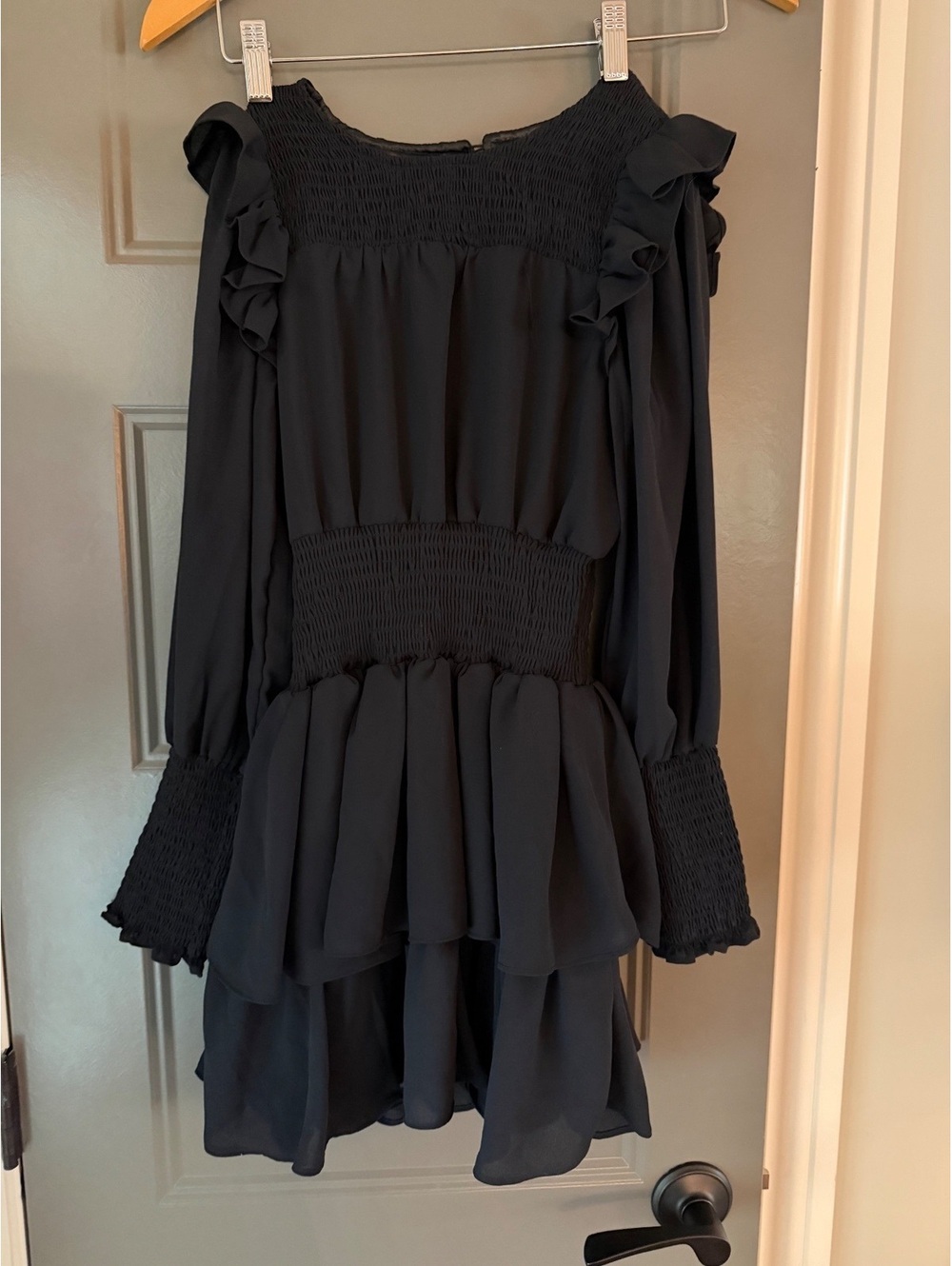 Habitual children girls dress sz 10 Blk Long Sleeve Smocked Waist Dress Size 10